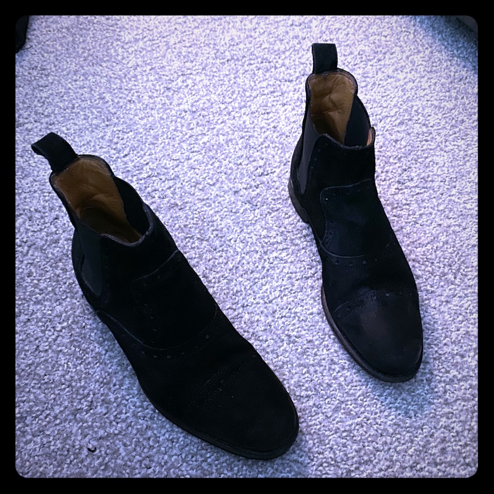 Gucci Women’s Chelsea Boot size 35.5